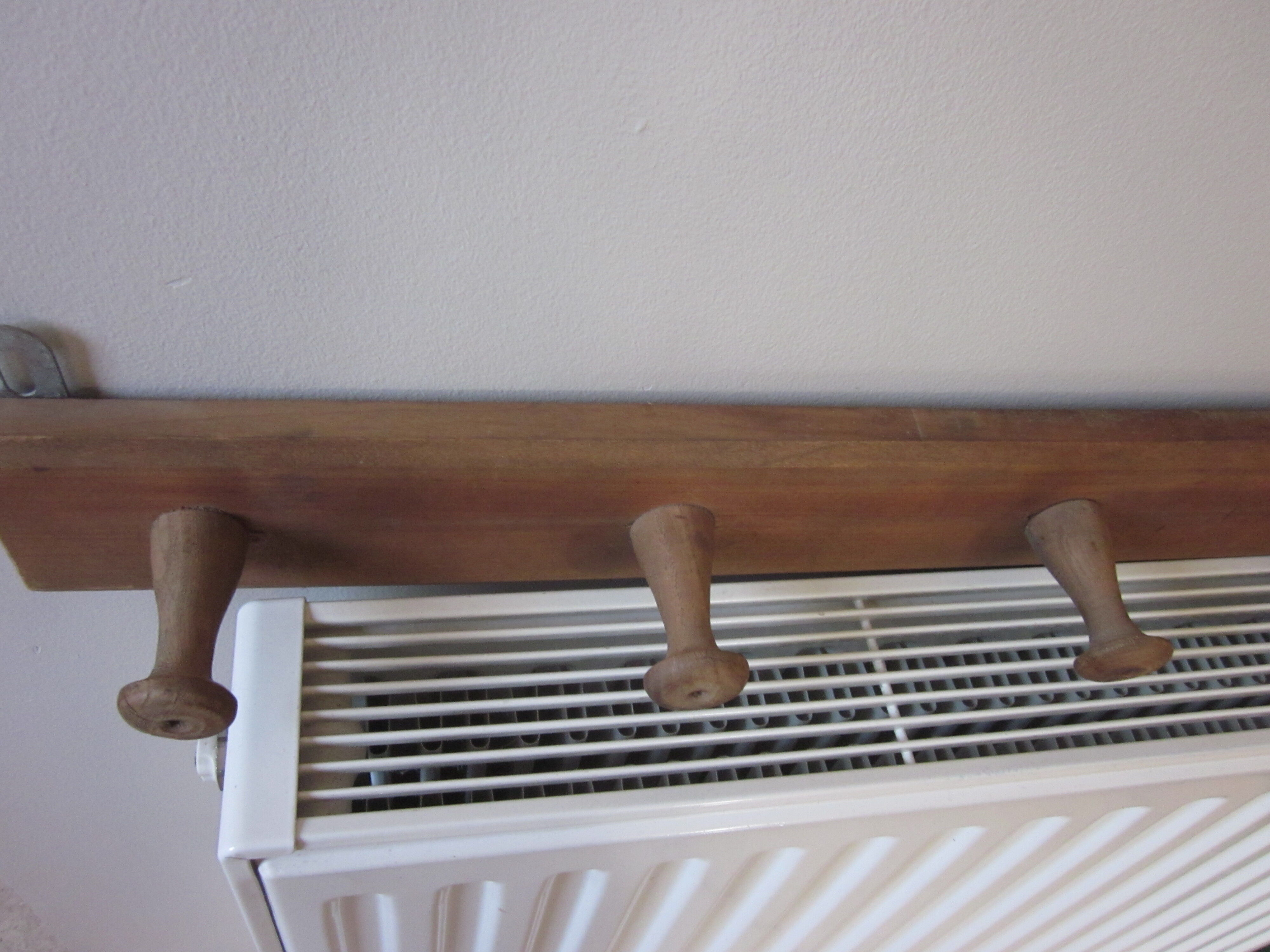 Old coat holder with 7 hooks