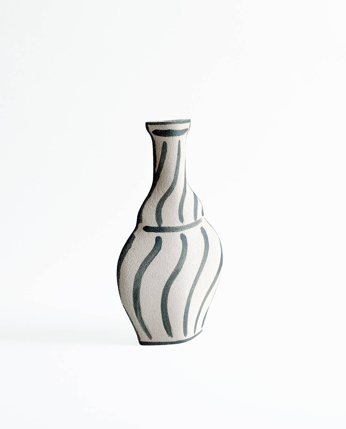Ceramic Vase 'Morandi Vase - Black'
