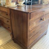Walnut chest of drawers with 4 drawers