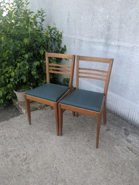Pair of chairs from the 1950s