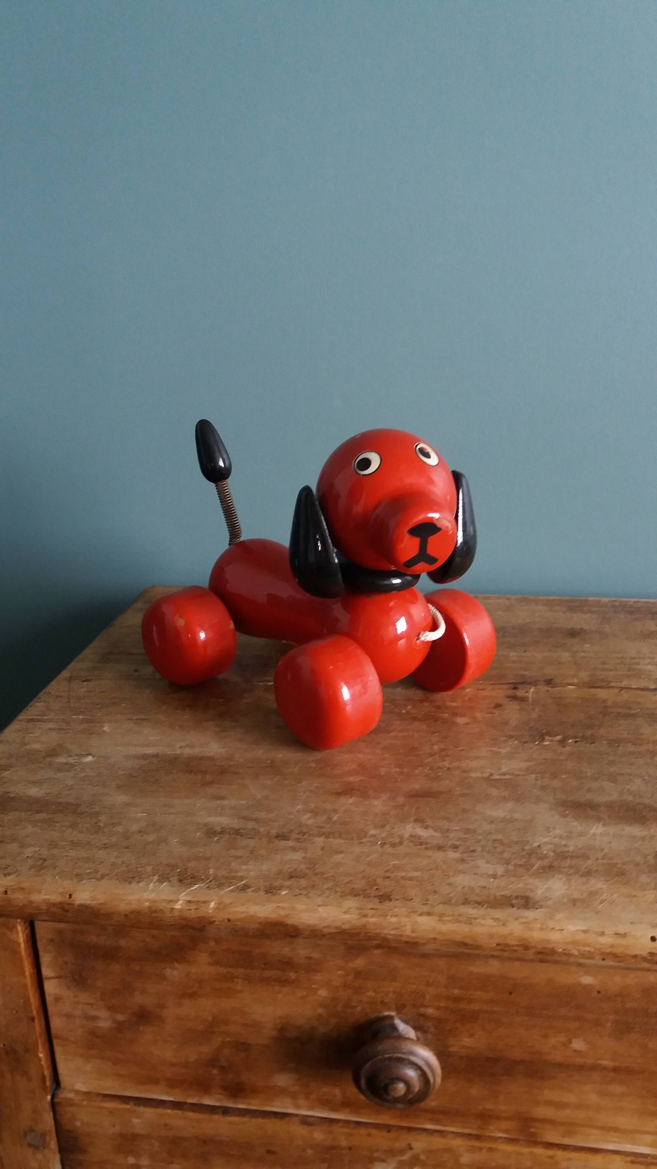 Old pull-along dog toy, Kouvalias, Greece