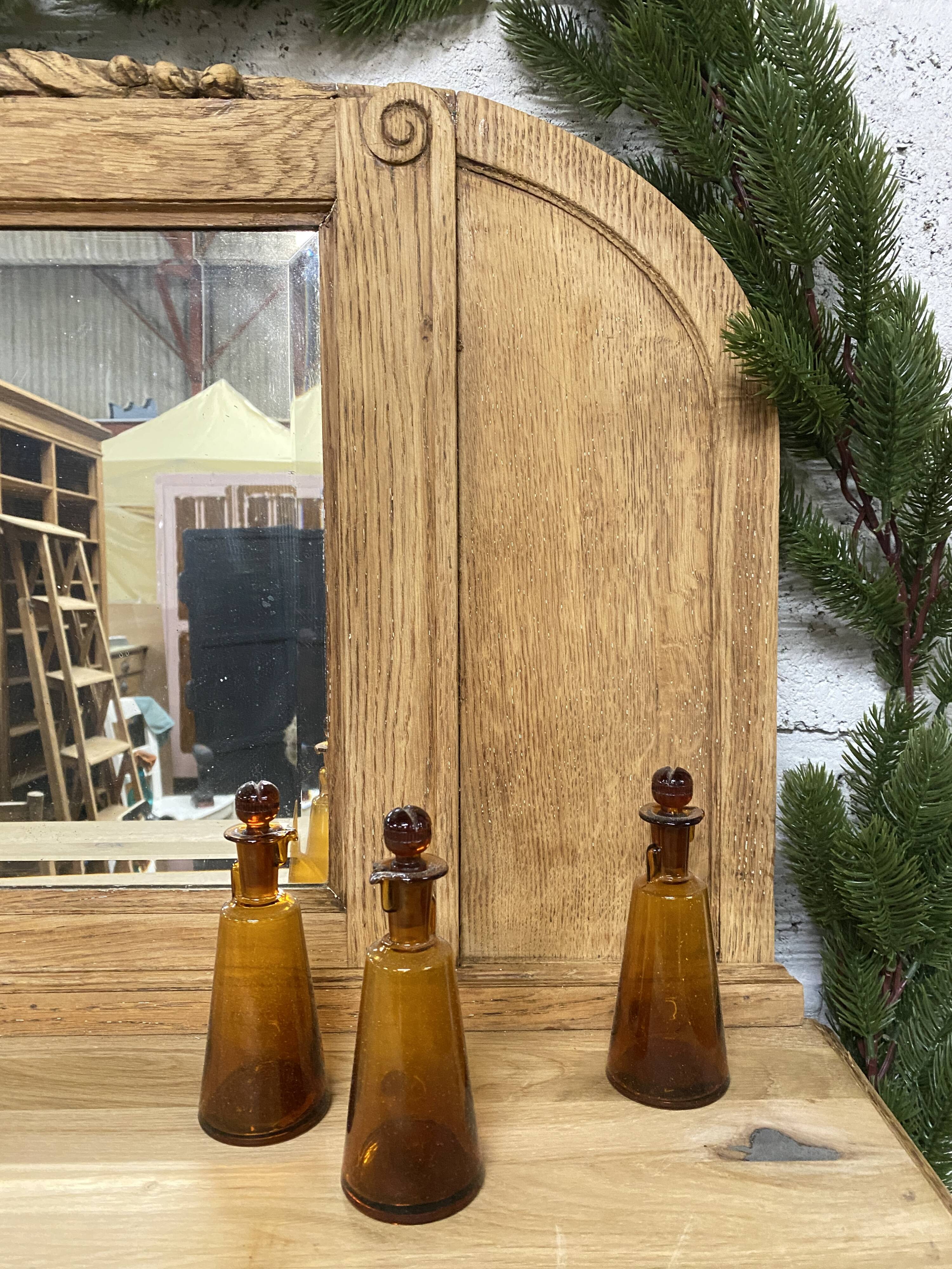 Art Deco console with bevelled mirror