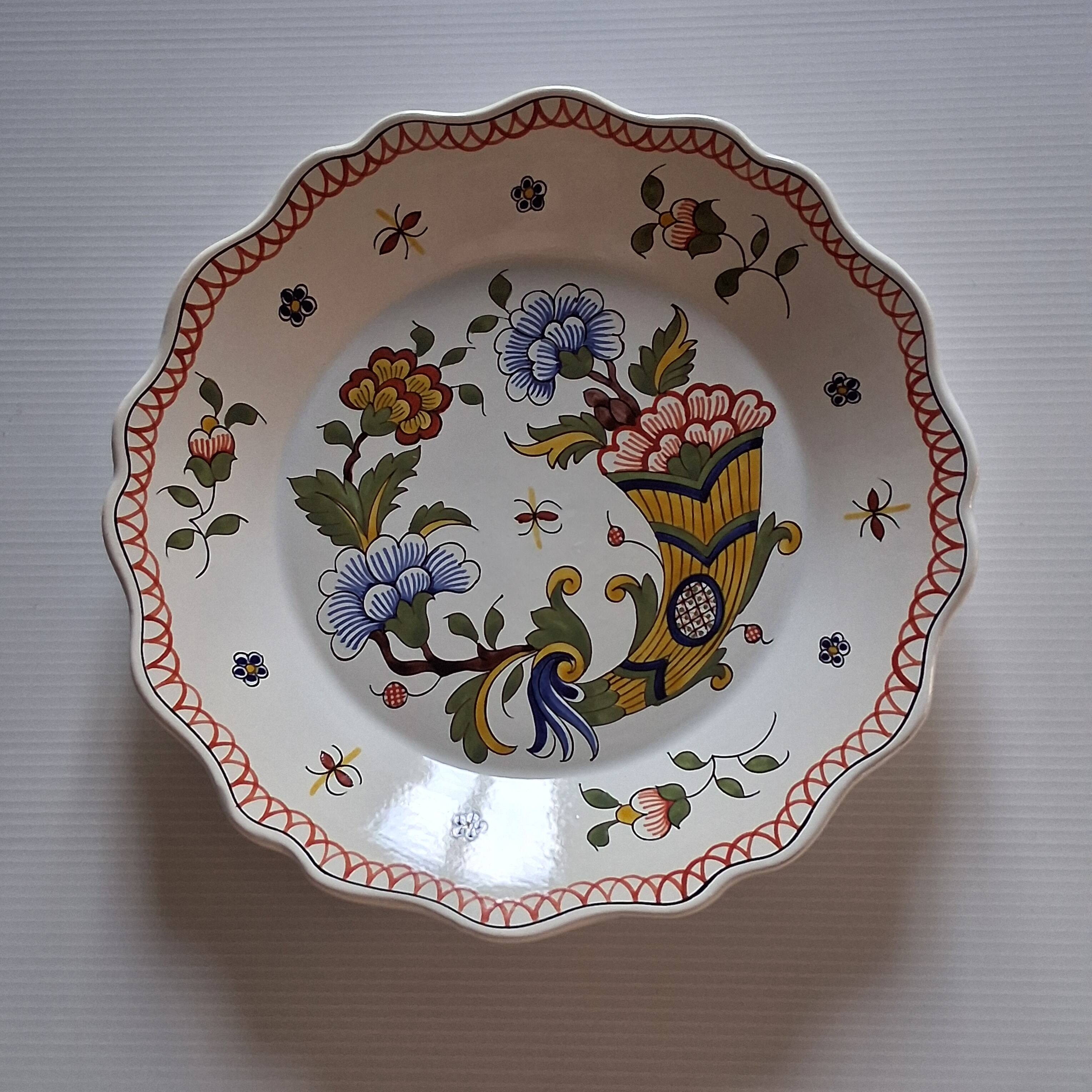 Antique earthenware plate in very good condition.