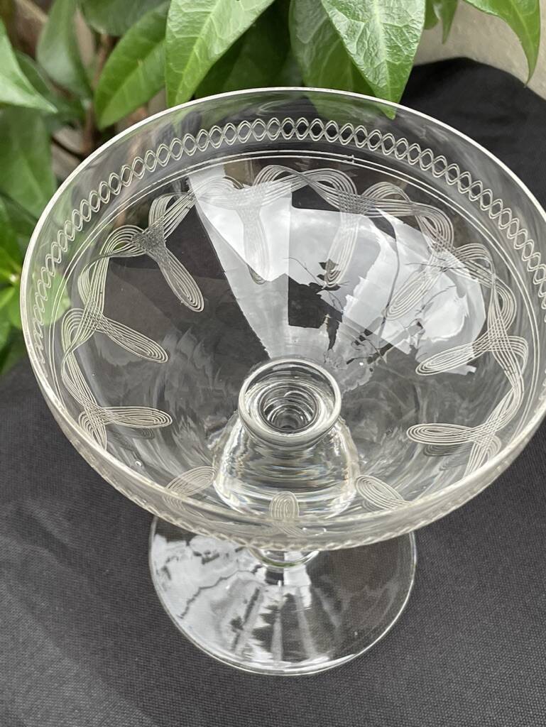 6 guilloché crystal champagne glasses – Art Nouveau