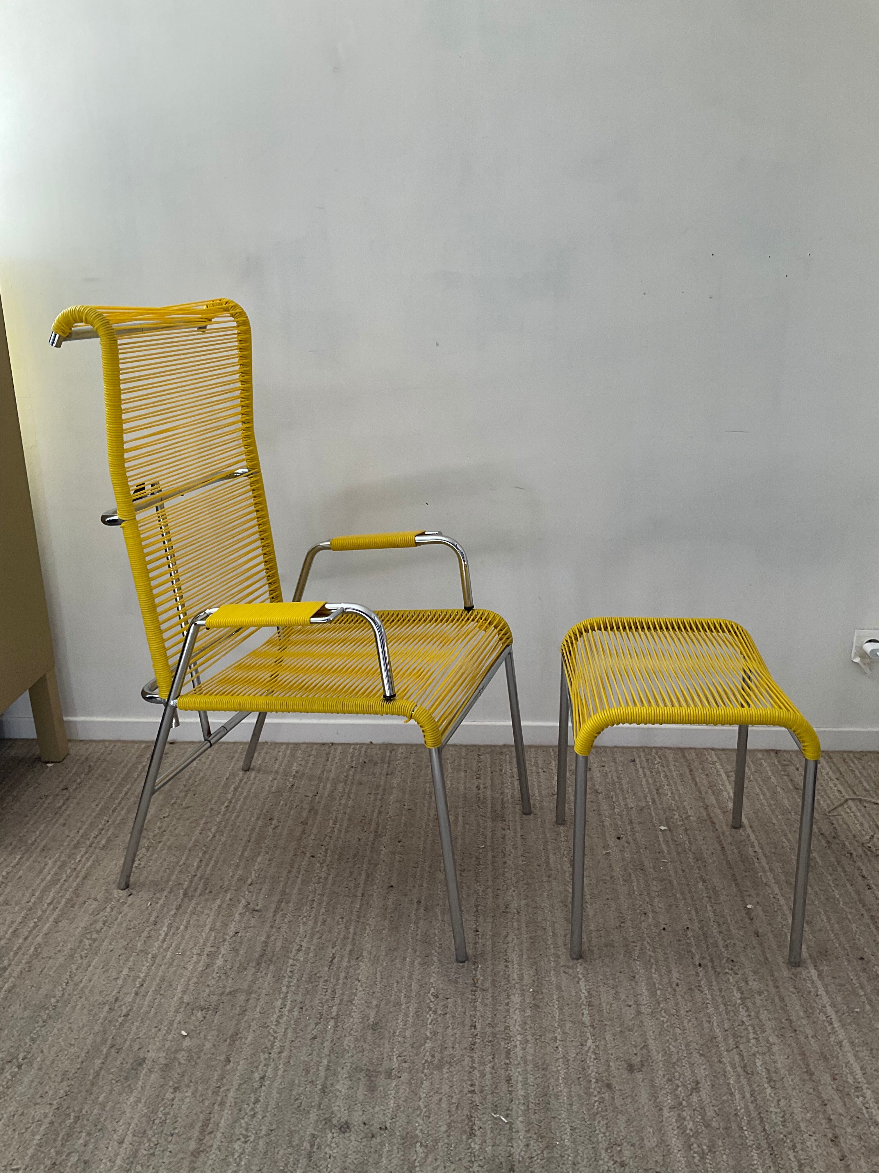 Set armchair relax scoubidou and ottoman sound of the 60s