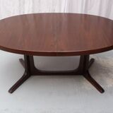 Baumann Oval Table