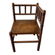 Chaise de coin en bois tourné