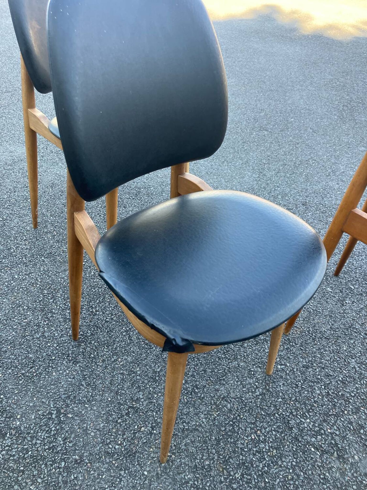 Baumann Pegasus Vintage Chair