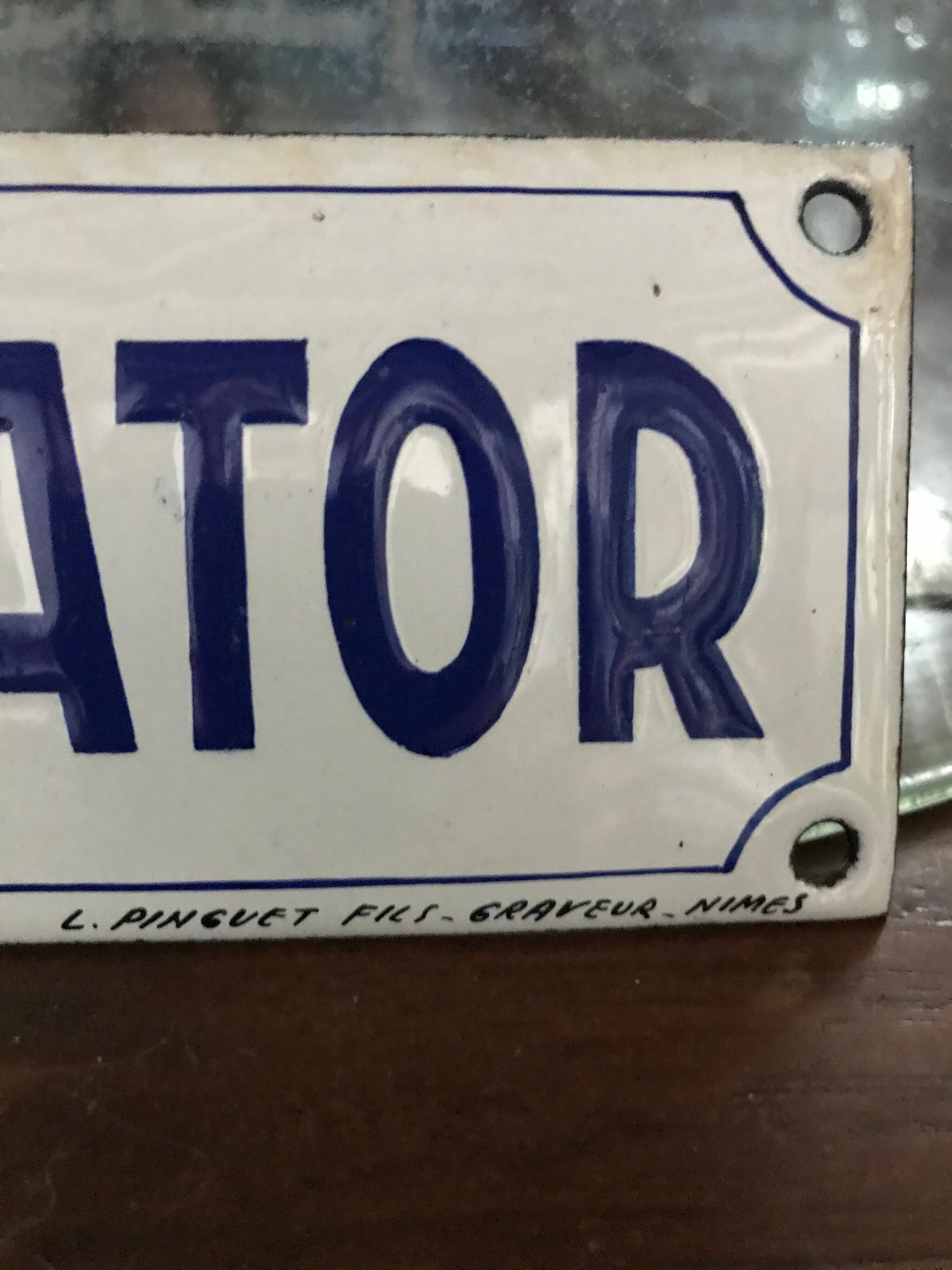 Mediator enamel plate