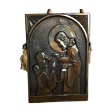Bas relief communion religious object