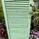 Ancienne persienne bois couleur vert mint