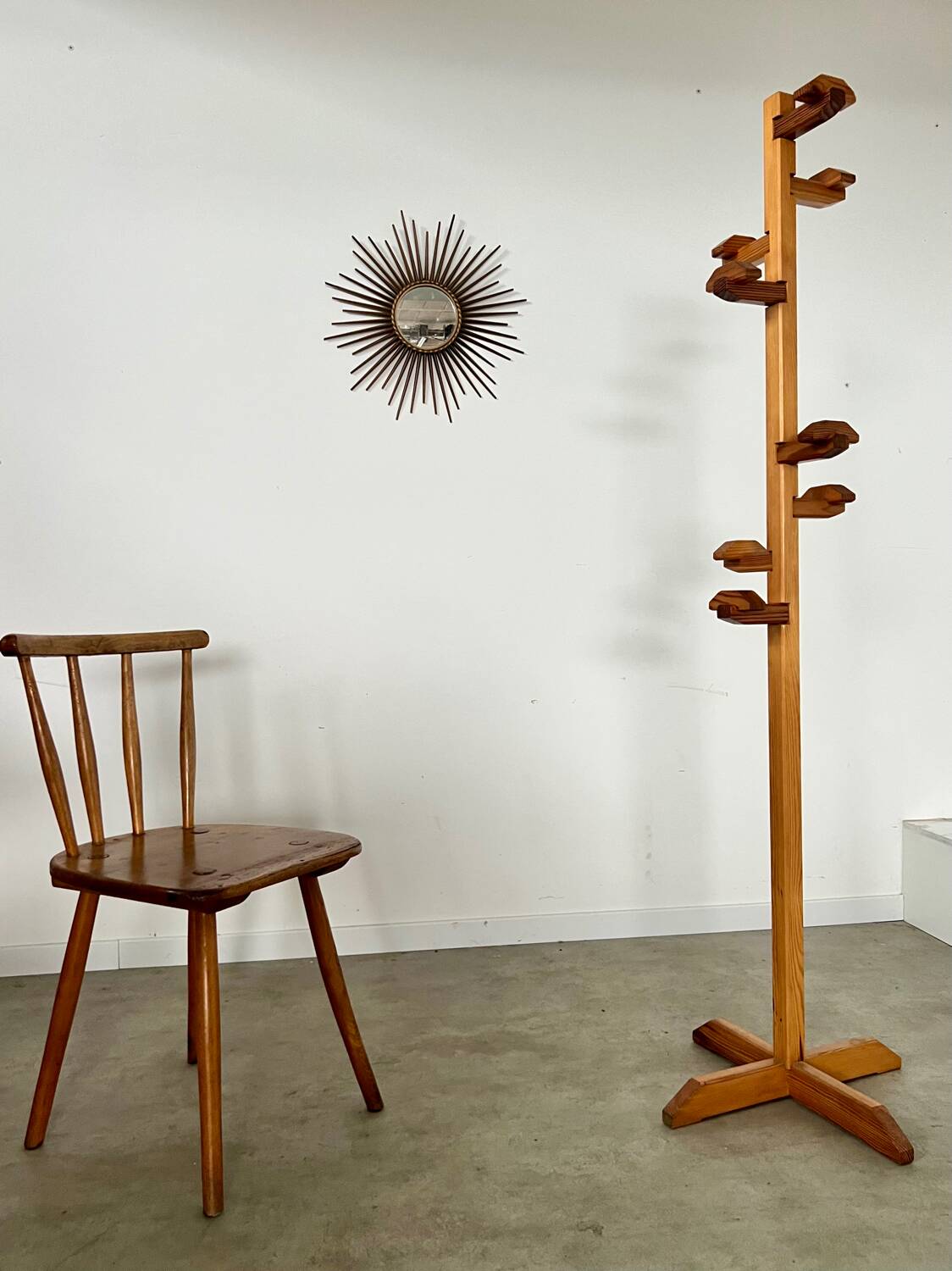 Old designer pine coat rack from the 60s in chalet wood