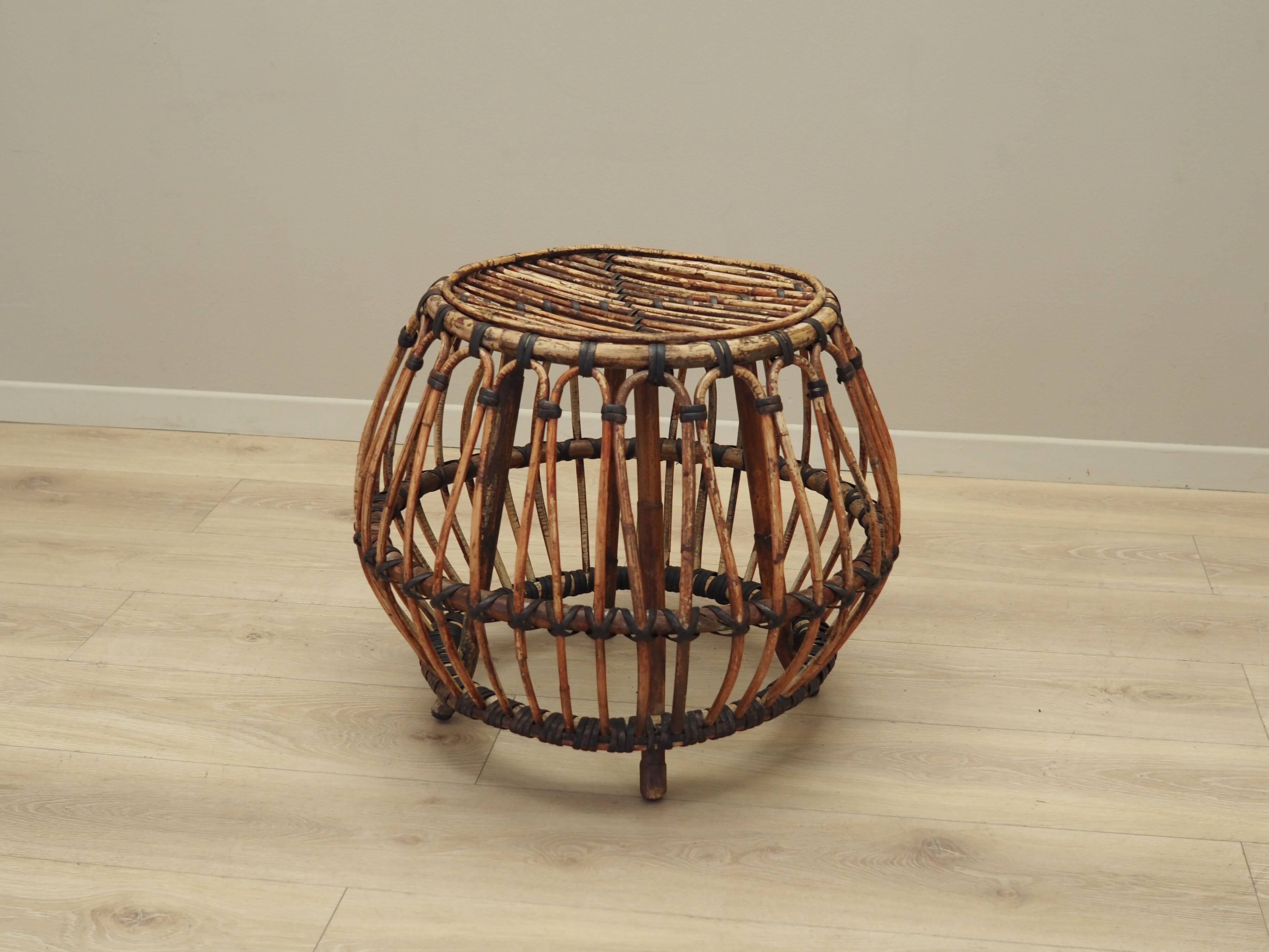 Wooden table, Danish design, 1960s, production: Denmark
