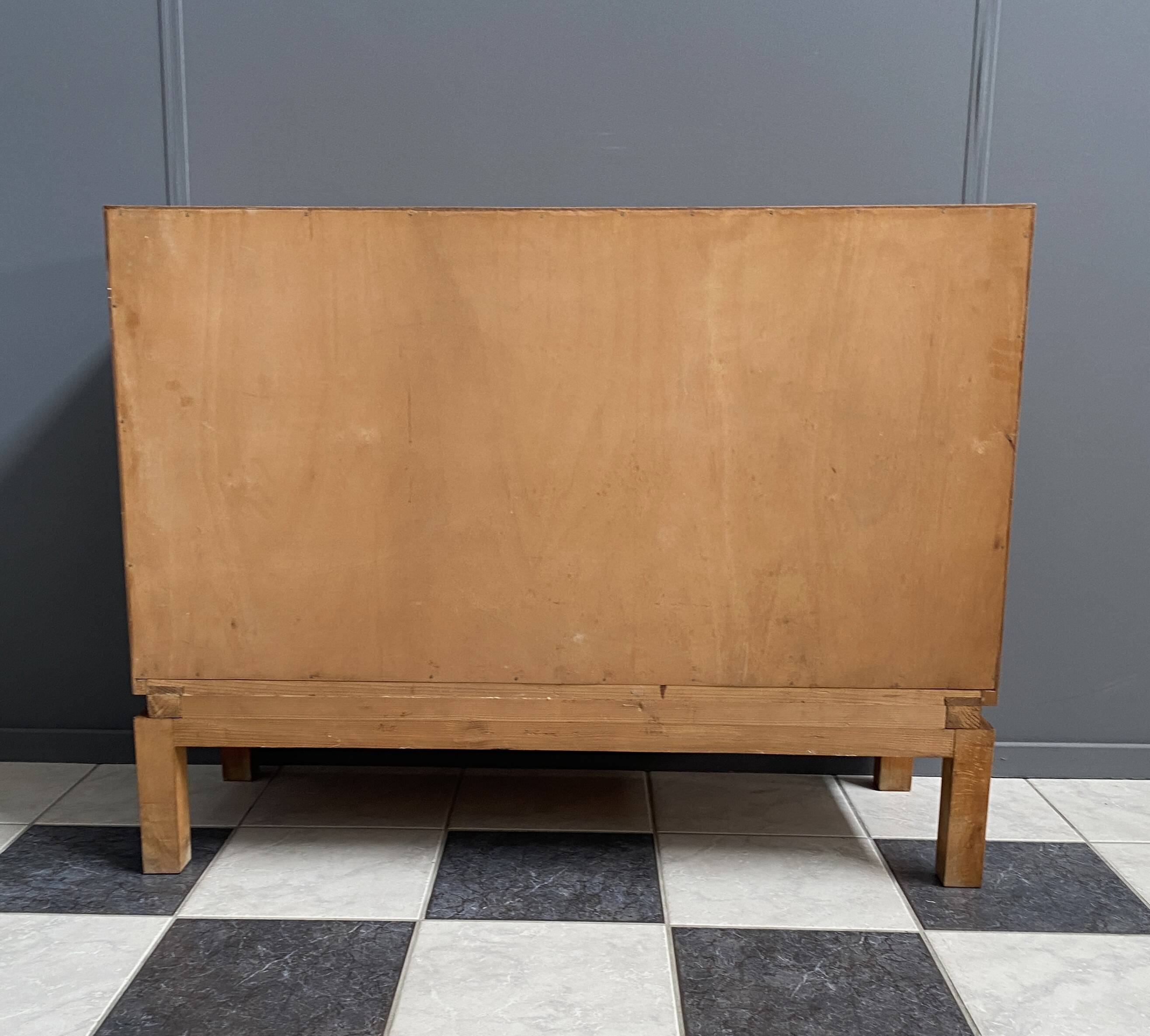 wood sideboard 2doors and drawers inside 1970s