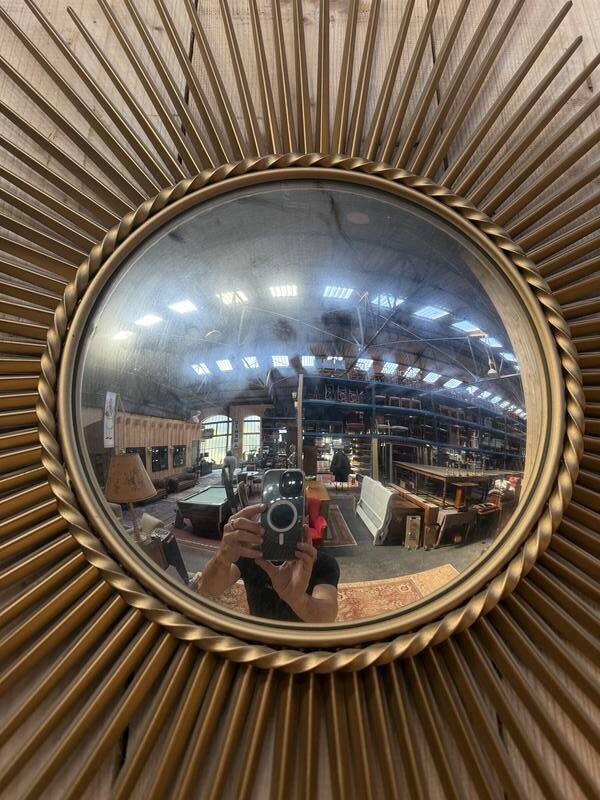 Miroir de sorcière bombé signe Chaty Vallauris