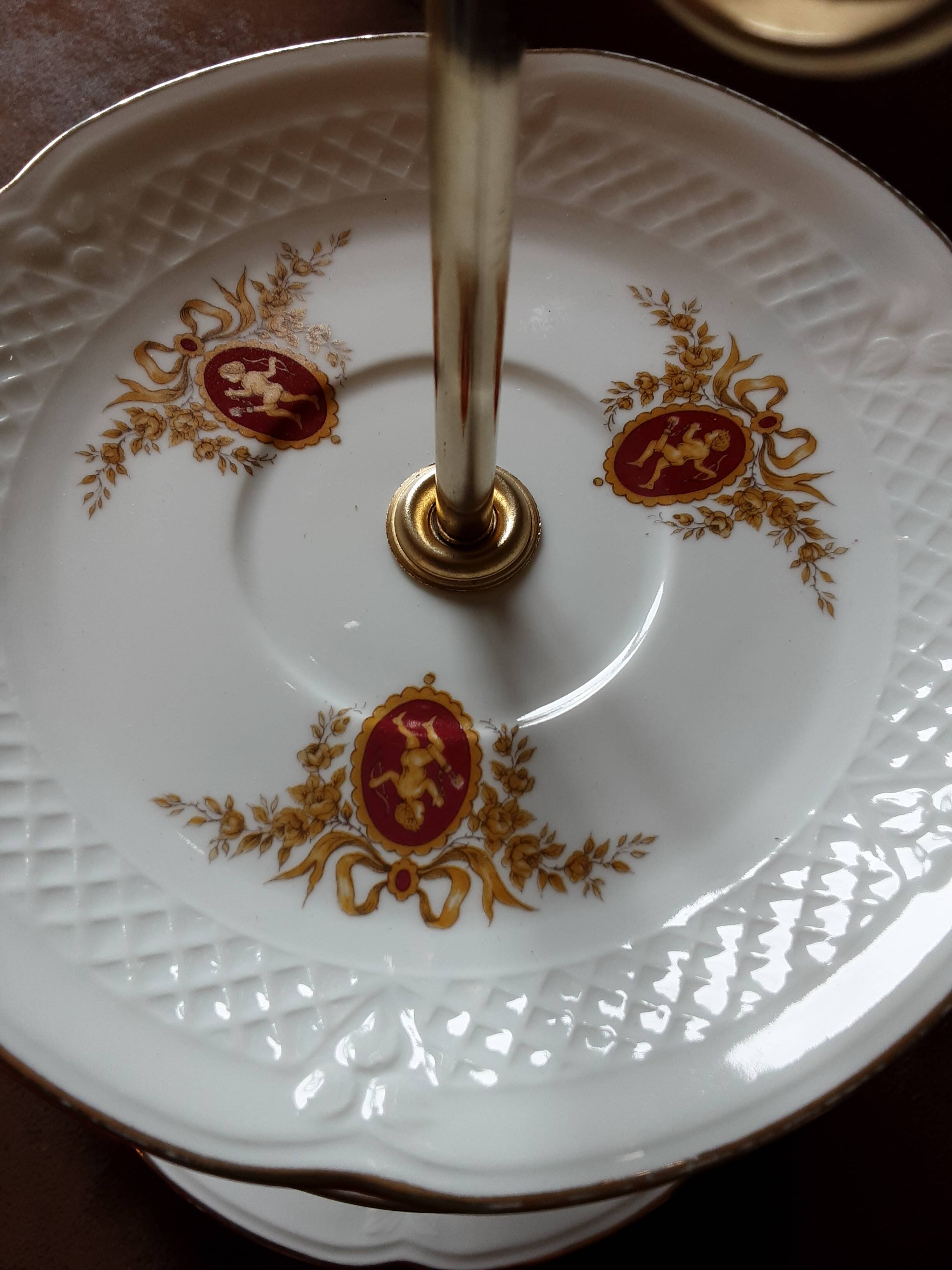 Paris porcelain 3-tier tray