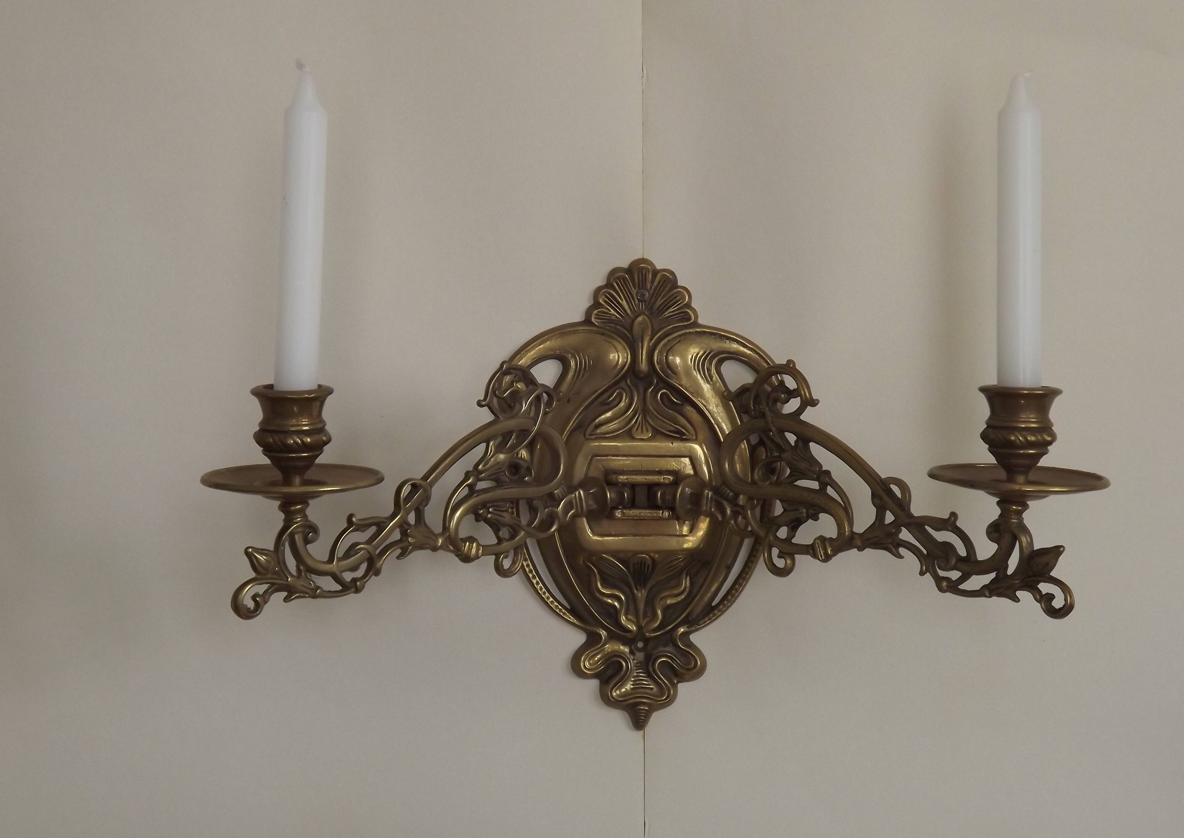 Double candle holder piano wall light in bronze 4874