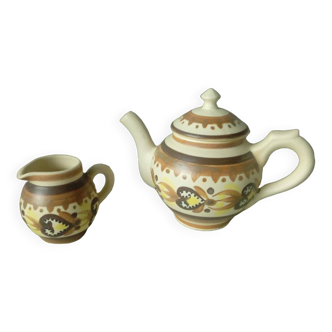 Teapot and milk jug from Quimper earthenware HB