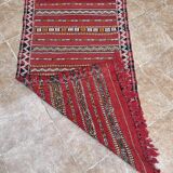 Tapis berbère marocain tissé à la main 100% laine biologique provenant