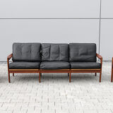 Canapé et fauteuils par Illum Wikkelso