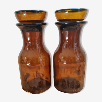 Pair of vintage Dash apothecary bottles