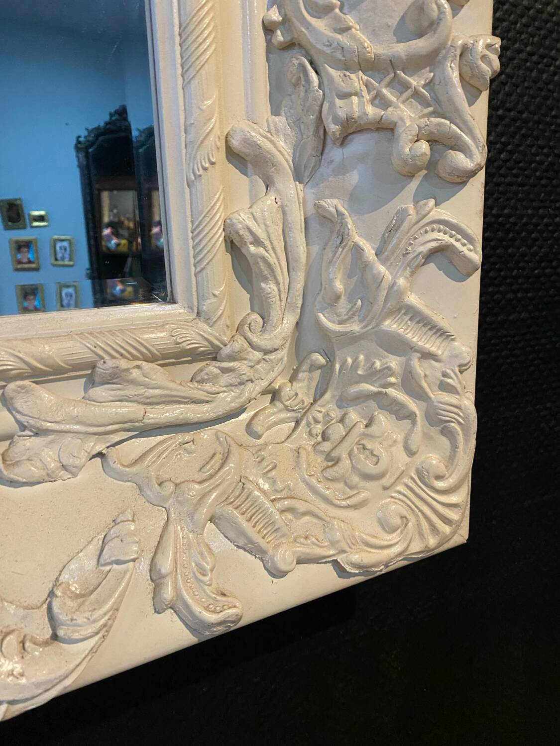 Large white mirror Kare Design