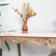 Table basse Louis XV en marbre rose en laiton