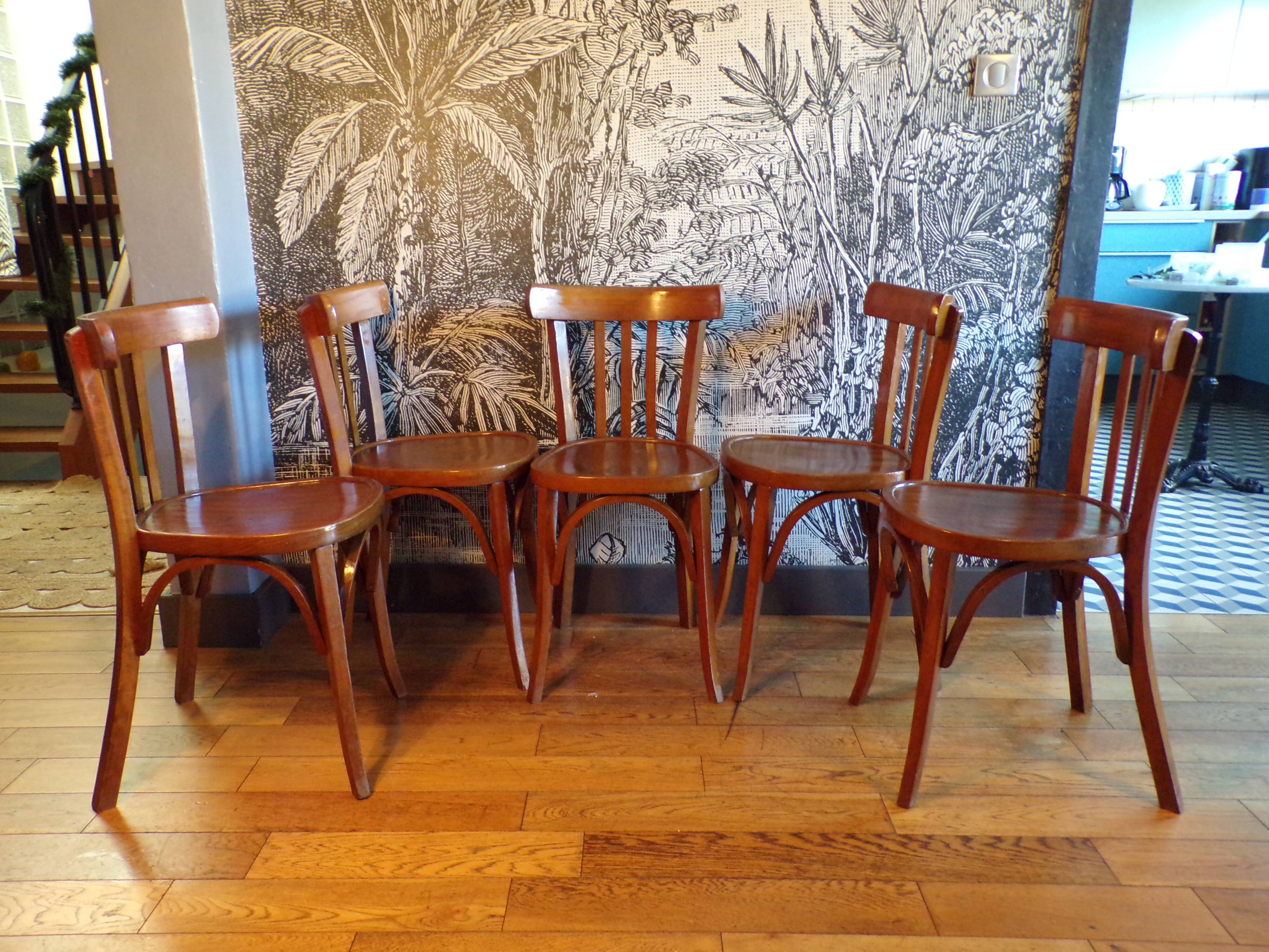 Set of 5 Gignez bistro chairs