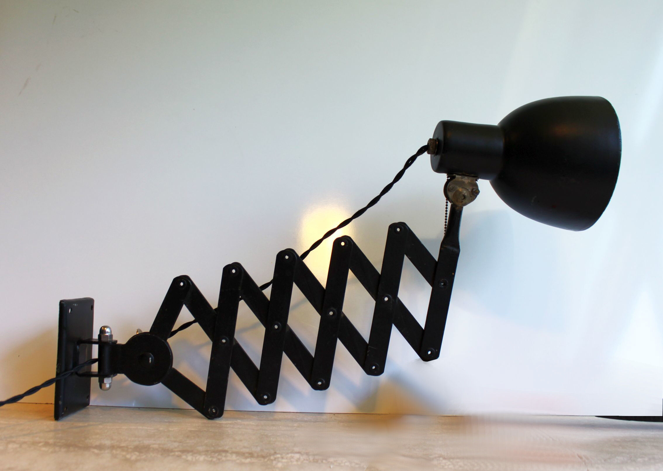 Workshop scissor lamp, 30's