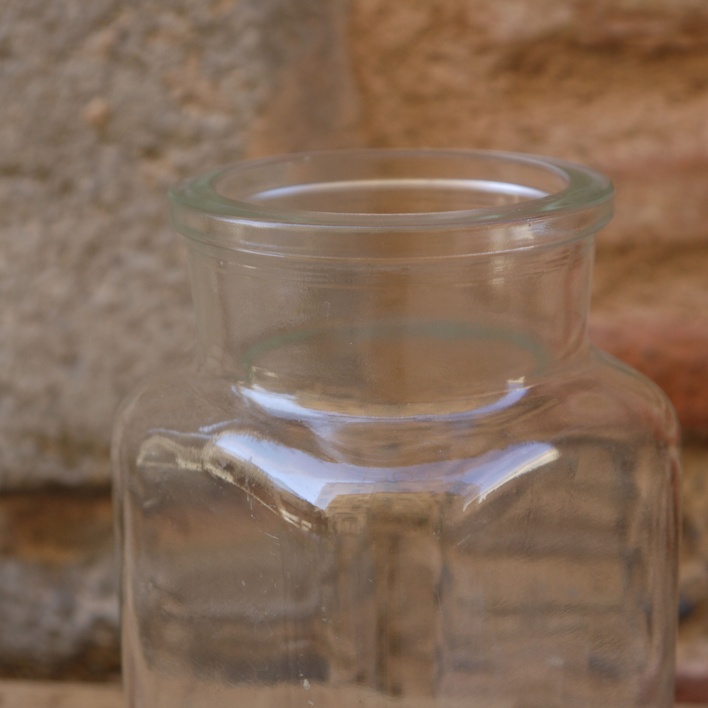 Airtight glass jar