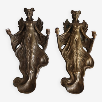 Exceptional pair of bronze wall lights, art nouveau period, 1900
