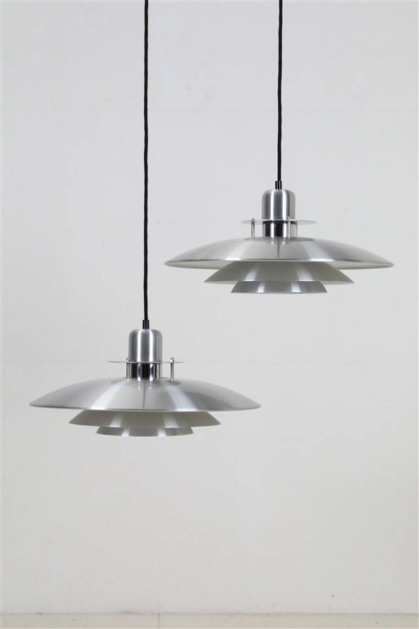 Set of 2 Belid pendant lamps / Danish modern design / aluminium / 1980s / Primus