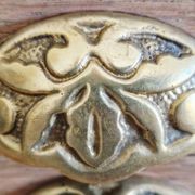 Small storage chest of drawers in oak and brass - 1900s period