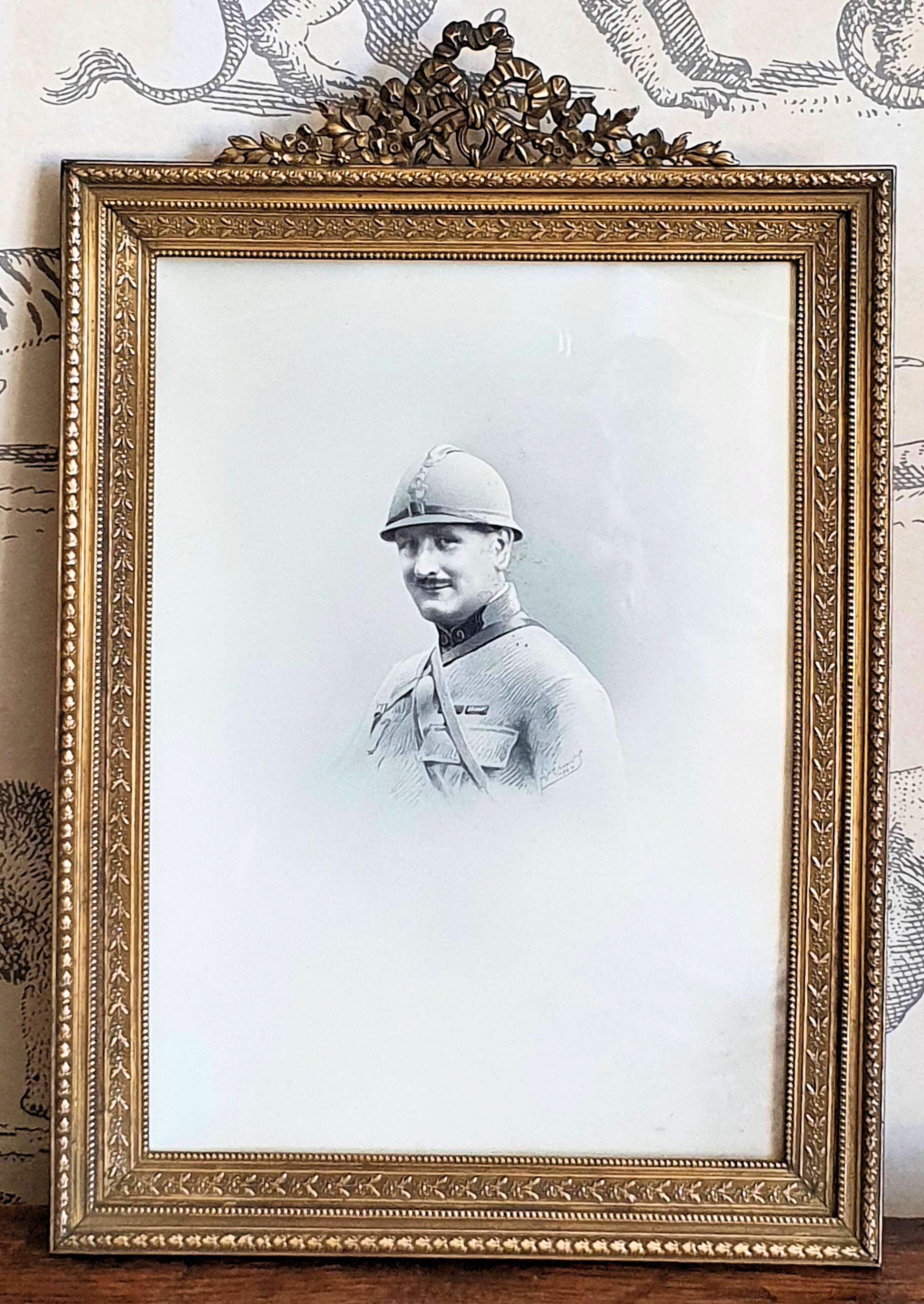 Brass frame Napoleon III 30X21 cm