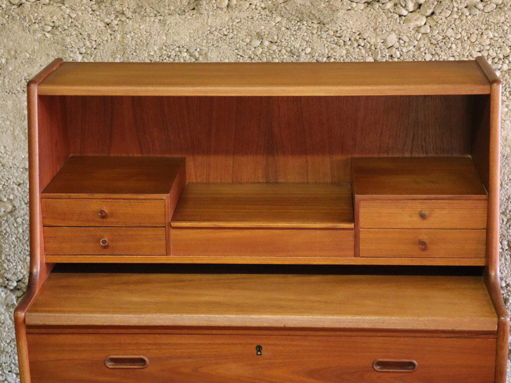 Scandinavian writing desk of Arne Wahl Iversen for Vinde Møbelfabrik 1960