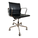 Chaise de bureau Eames Vitra EA118 en cuir