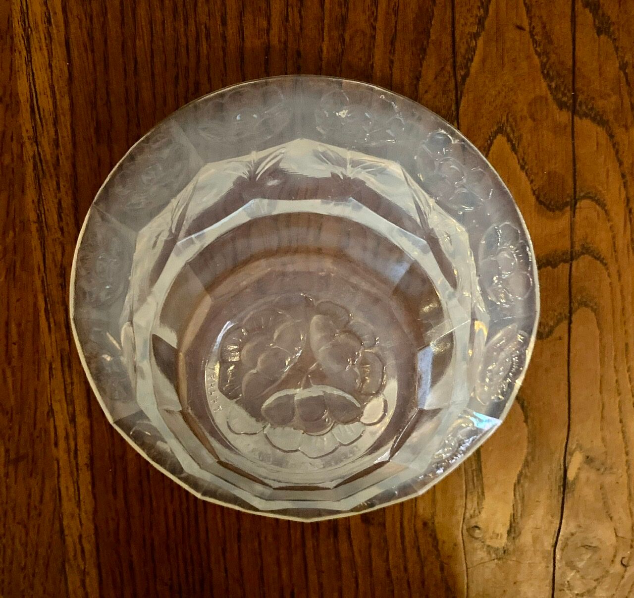 Opalescent glass cup by Verart Paris Numbered 543