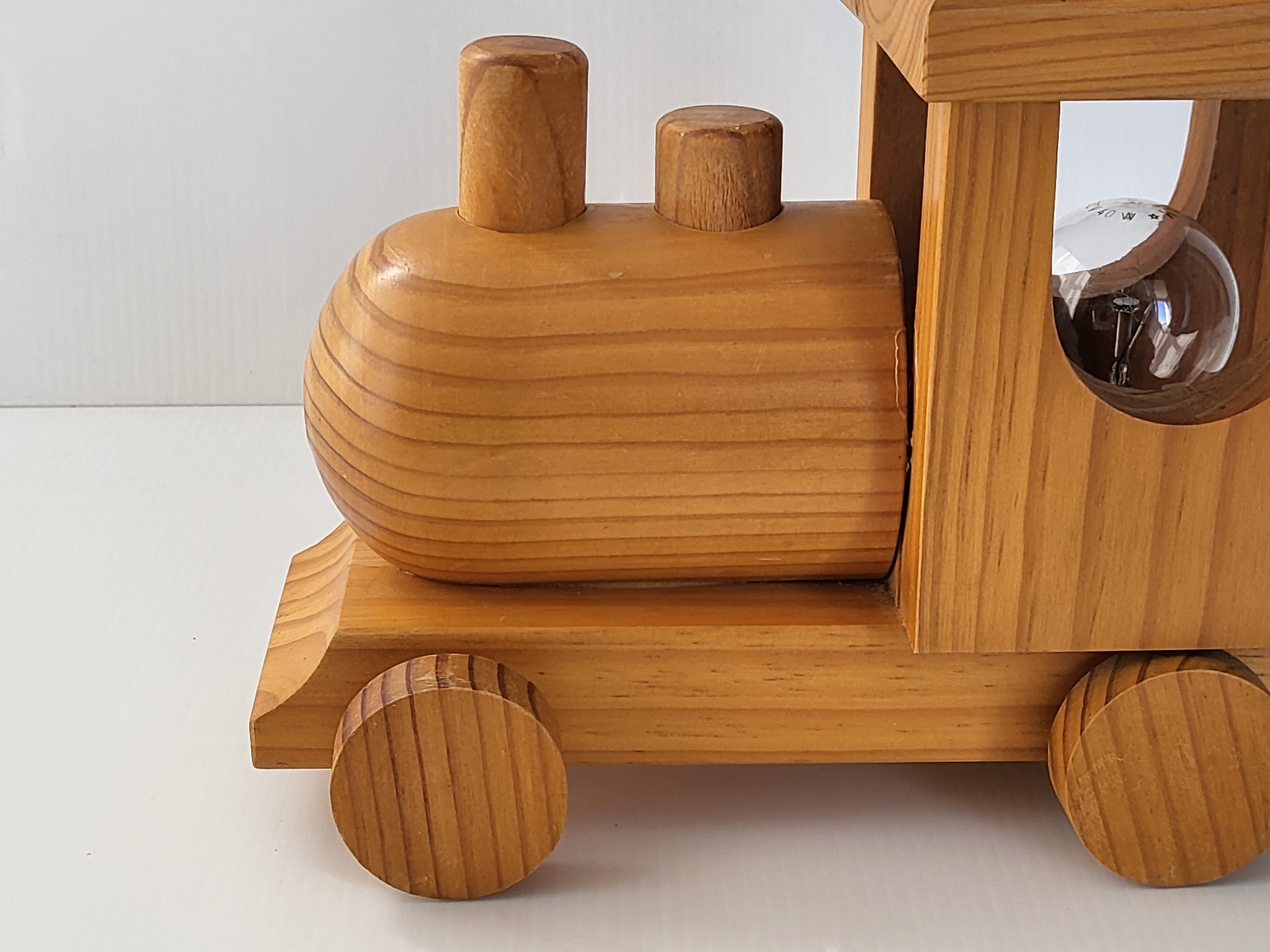 Vintage 1970 pine locomotive lamp