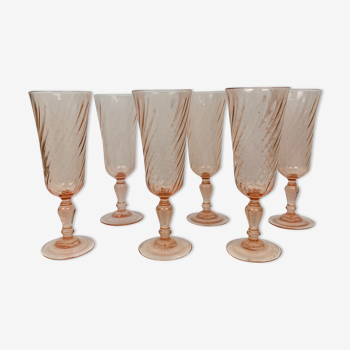 Lot of 6 Rosaline Arcoroc champagne flutes