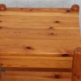 Pine bedside table with one drawer