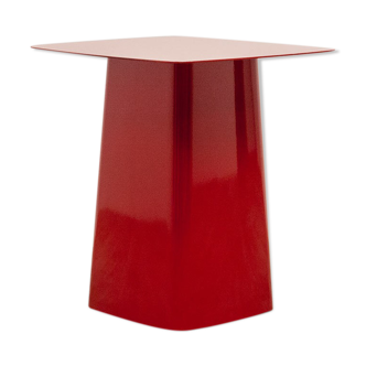 Red coffee table Vitra metal side table