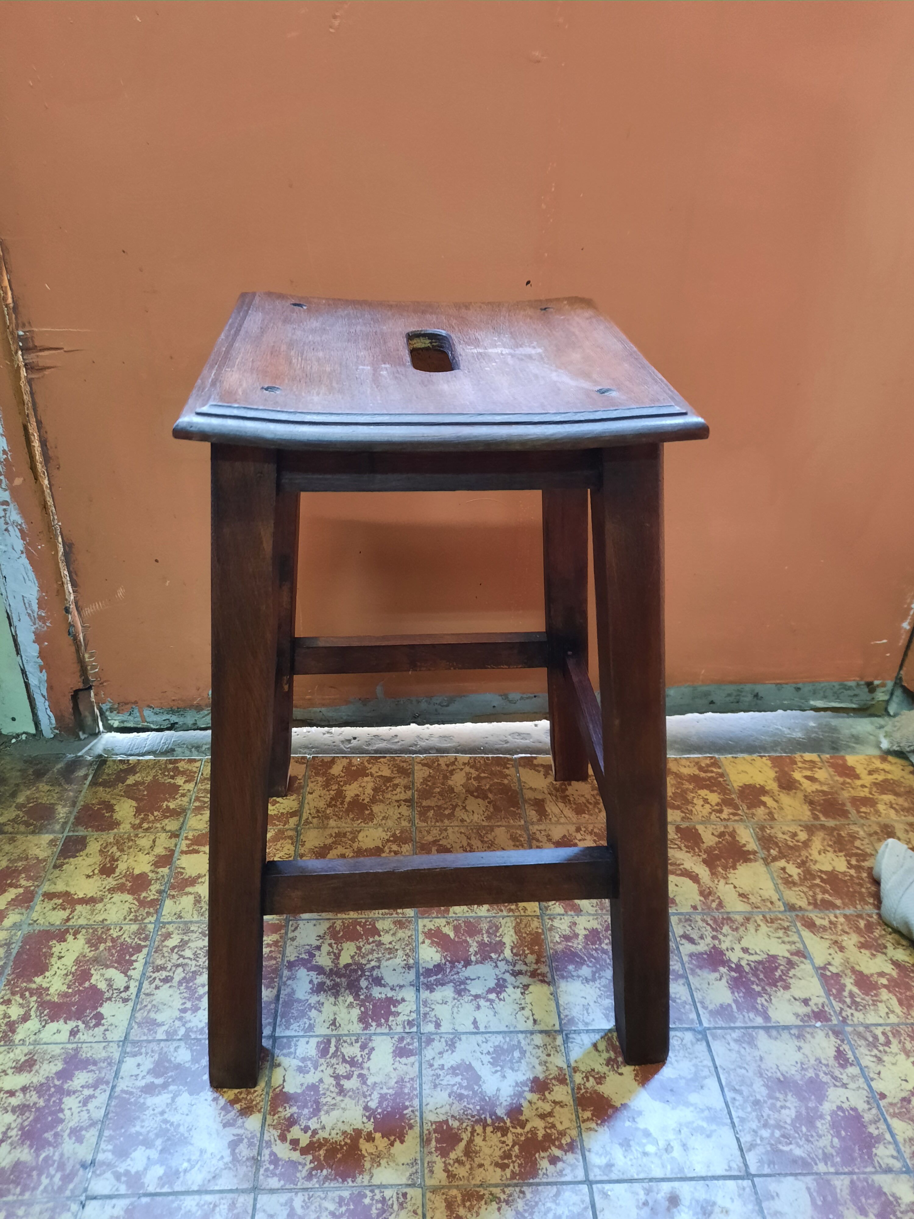 Tabouret d'atelier