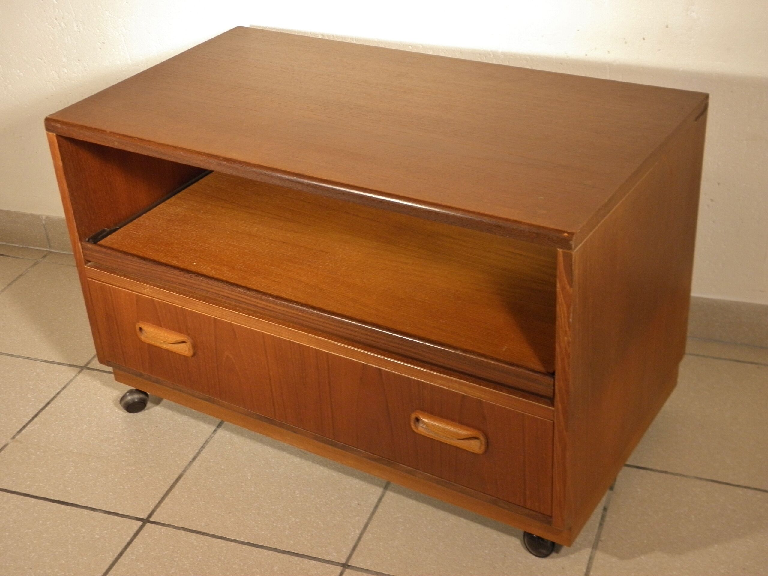 TV stand in teak G-Plan