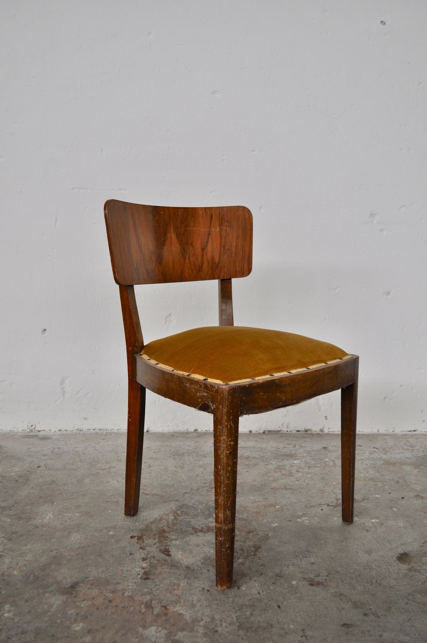 Vintage walnut chairs with studs & straps and springs in velvet, italy, 1920s