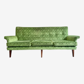 Vintage 3 seater sofa in green velvet