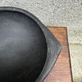 Ancient bowl, Colombian ceramic pottery La Chamba.