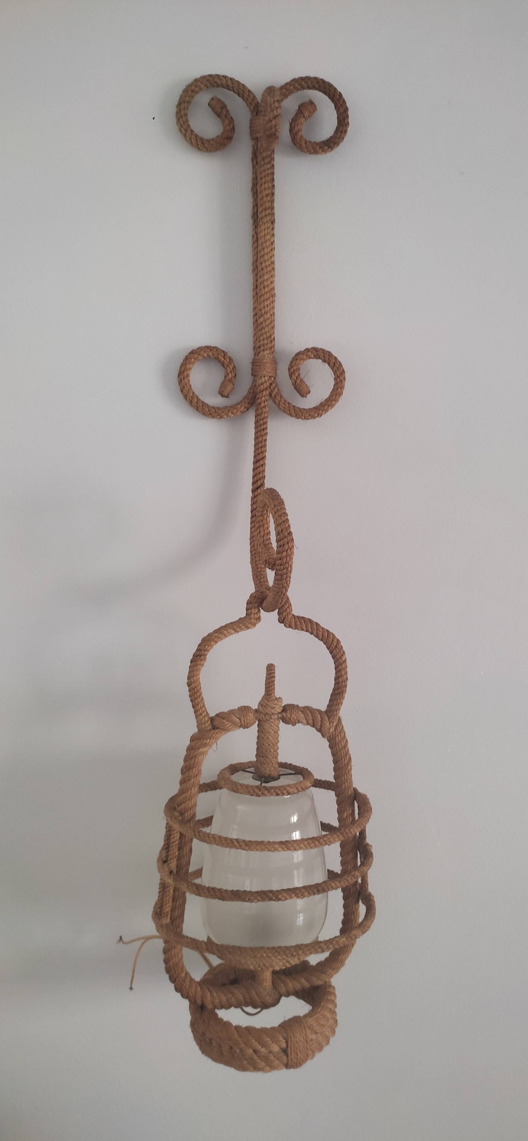 Rope wall lamp