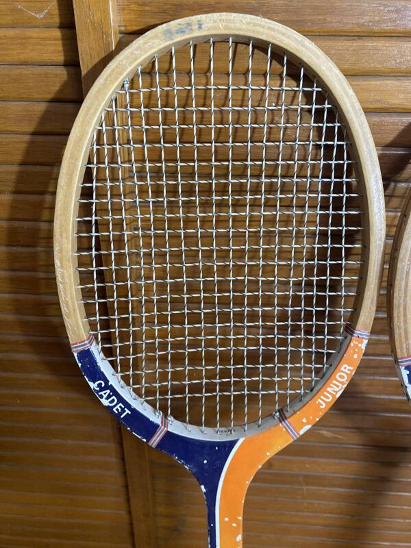 Paire raquette tennis ancienne courrier cadet junior bois sport vintag