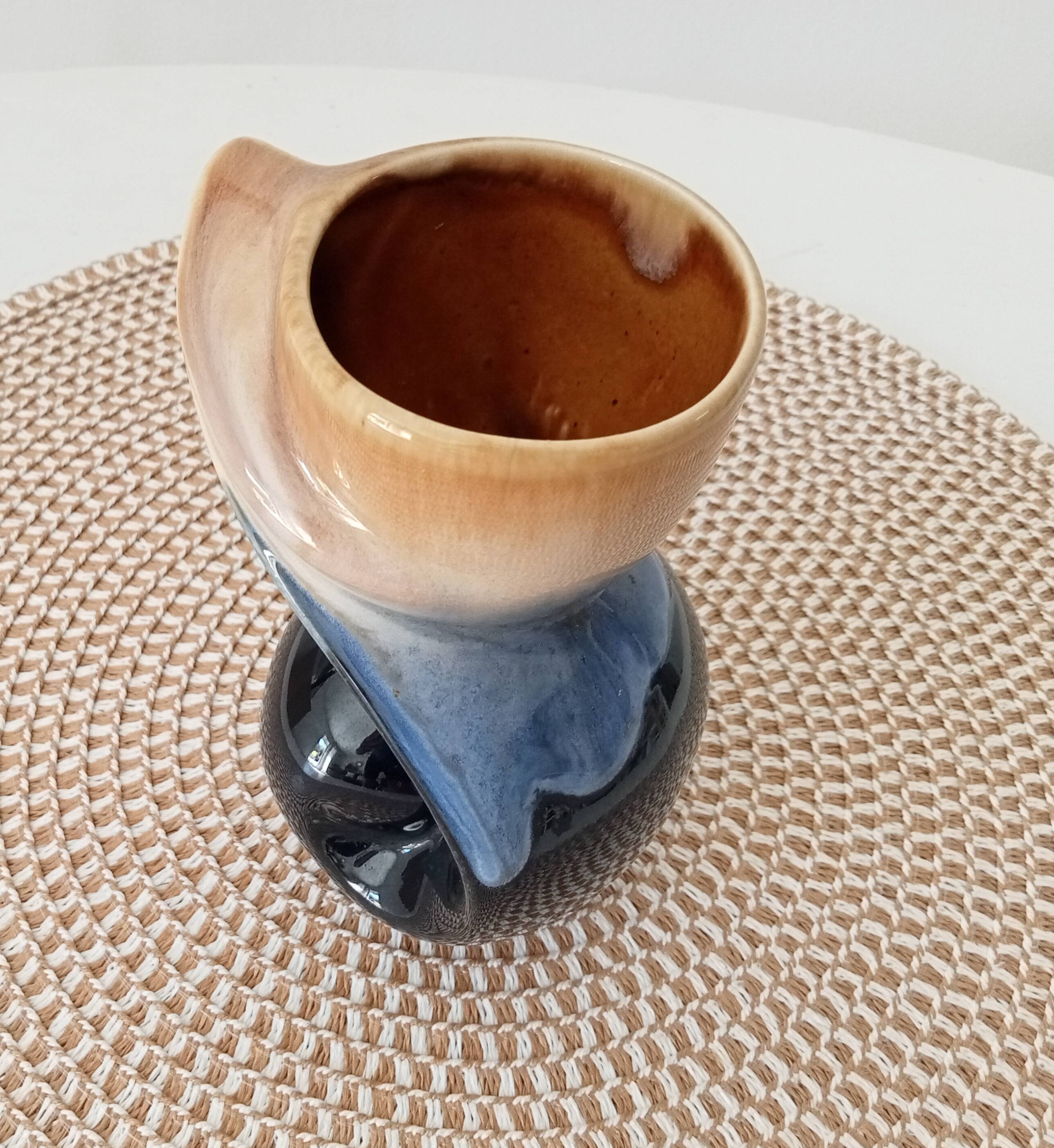 Vintage twist vase in Vallauris style