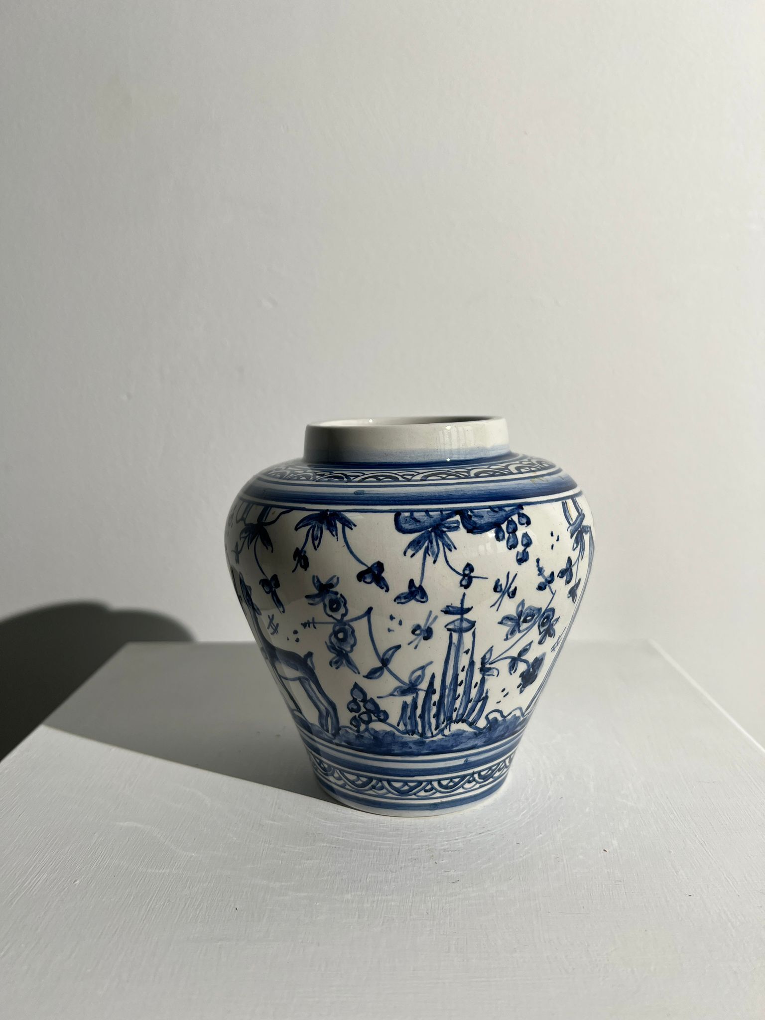 Blue and white Portuguese handmade vase with stylized pastoral pattern H:12,5cm